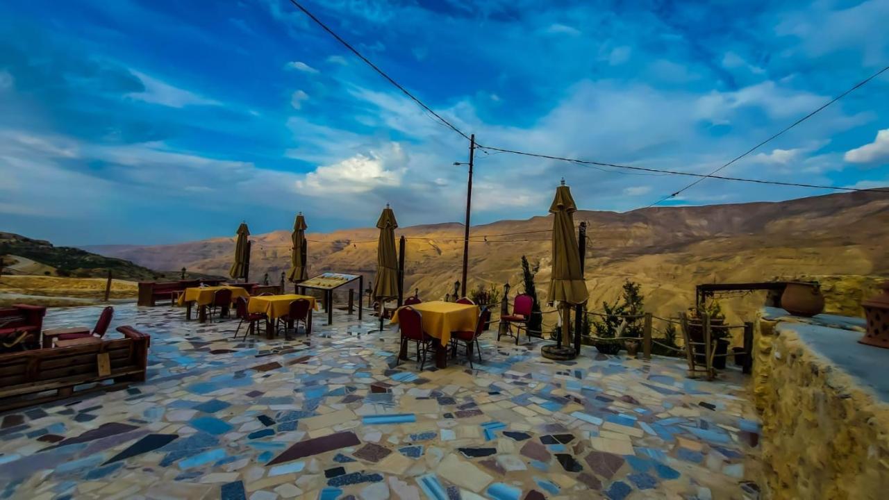 منزل الضيف الكرك  في Mumia Restaurant & House المظهر الخارجي الصورة